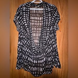 L8teR Monochrome Knit Top